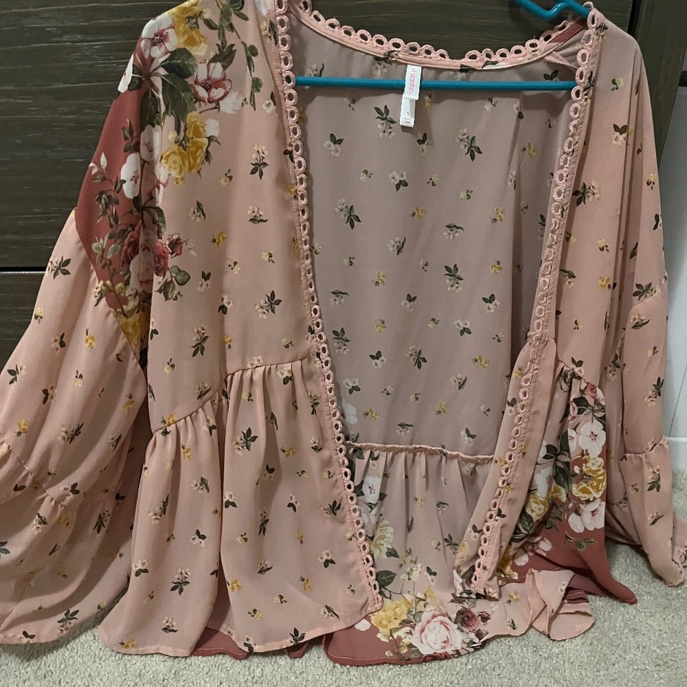 Target Flutter sleeve cardigan